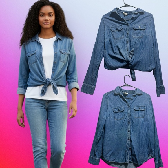 St. John's Bay Jackets & Blazers - Vintage style St. John's Bay Classic Blue Denim Shirt